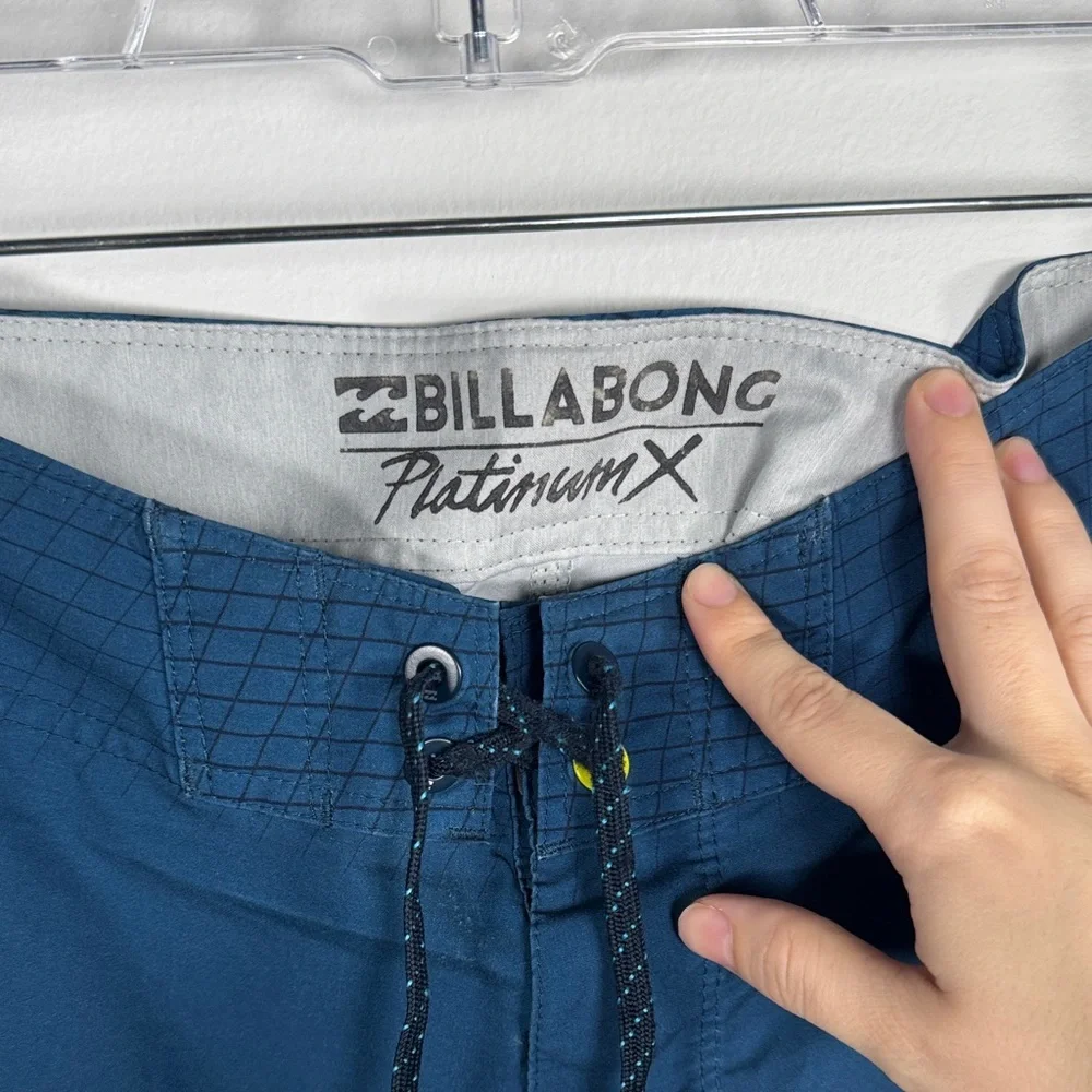 Billabong Platinum Boardshorts Men’s 32 Blue/Teal Swim Trunks